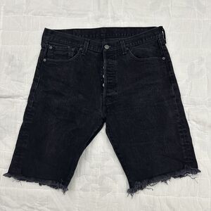 Vintage Levi's 501s Mens Black Jean Cutoff Shorts 34" Waist 9" Inseam Button Fly